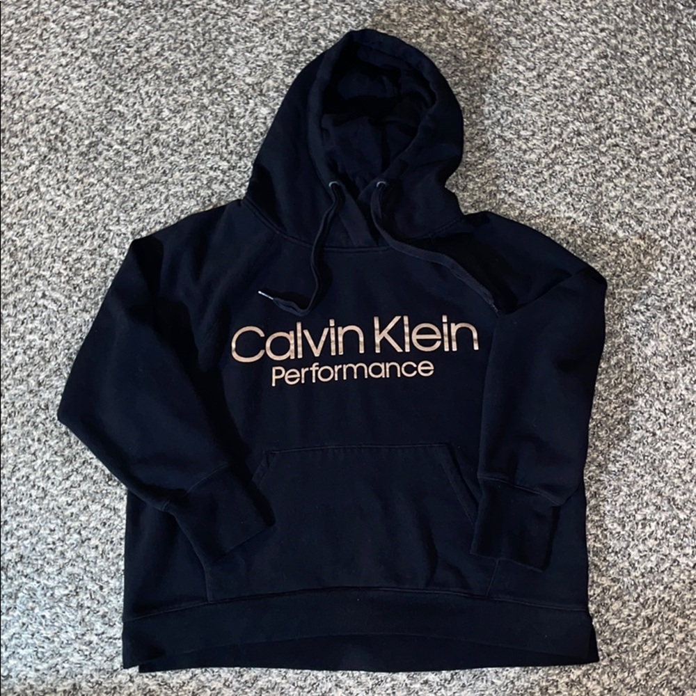 Black Calvin Klein sweatshirt